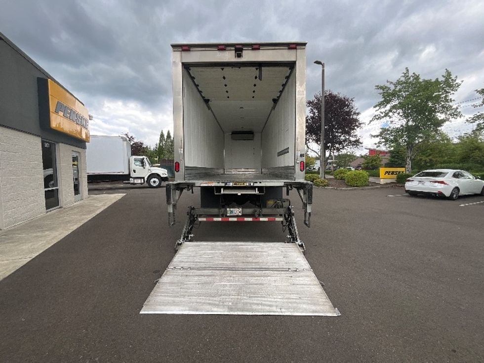 Refrigerated Truck-Light and Medium Duty Trucks-Freightliner-2020-M2-Clackamas-OR-184,750\n\t\tmiles-$ 50,250 - Image 9