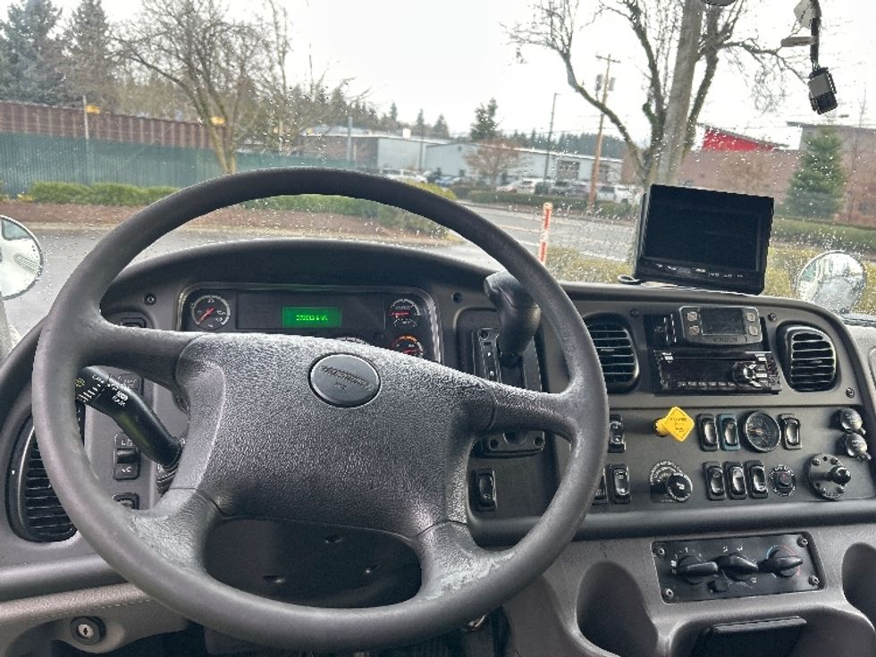 Refrigerated Truck-Light and Medium Duty Trucks-Freightliner-2020-M2-Clackamas-OR-373,511\n\t\tmiles-$ 30,750 - Image 18