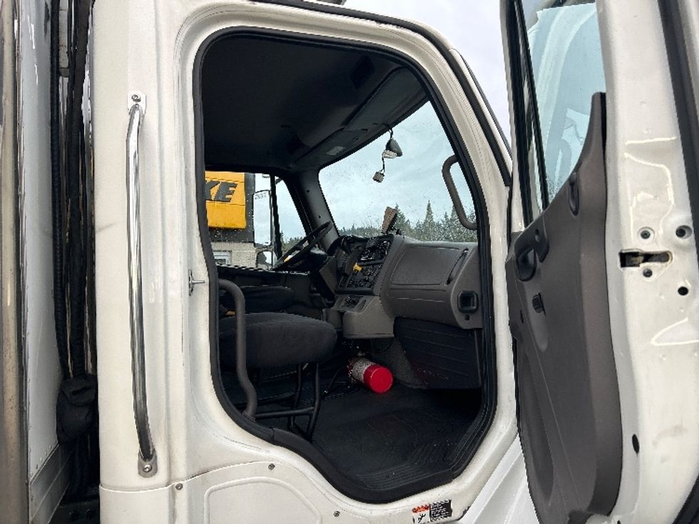 Refrigerated Truck-Light and Medium Duty Trucks-Freightliner-2020-M2-Clackamas-OR-373,511\n\t\tmiles-$ 30,750 - Image 20