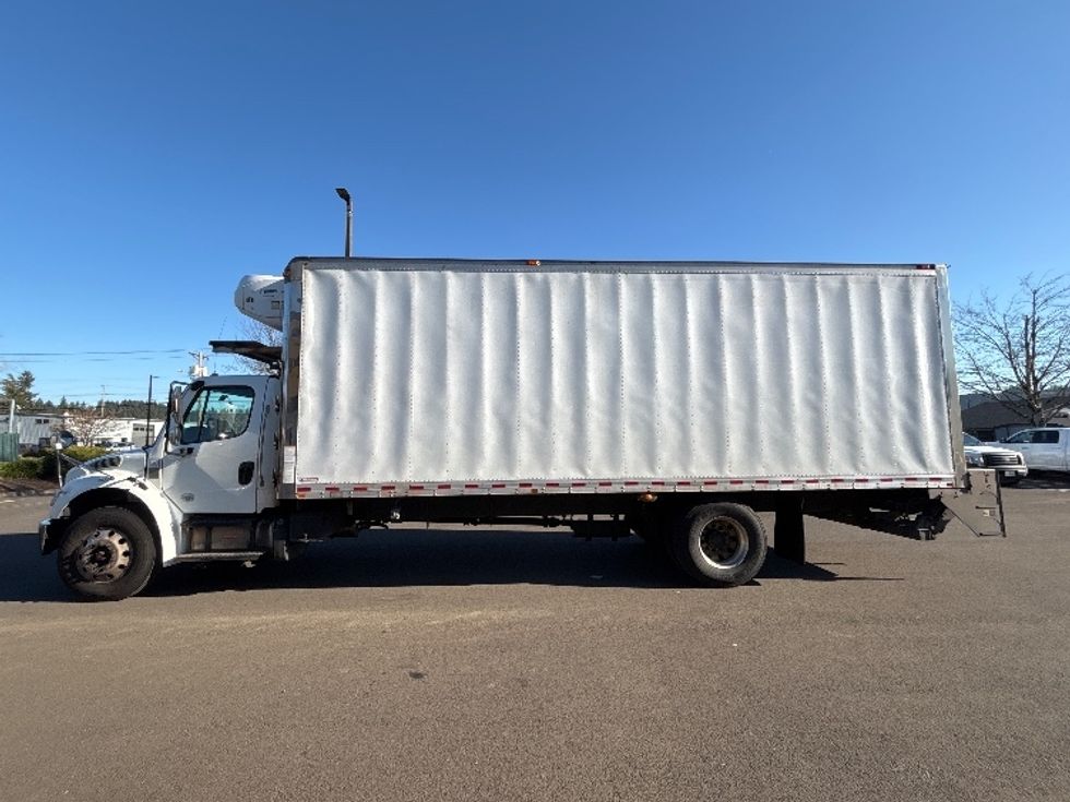 Refrigerated Truck-Light and Medium Duty Trucks-Freightliner-2020-M2-Clackamas-OR-417,025\n\t\tmiles-$ 24,250 - Image 4