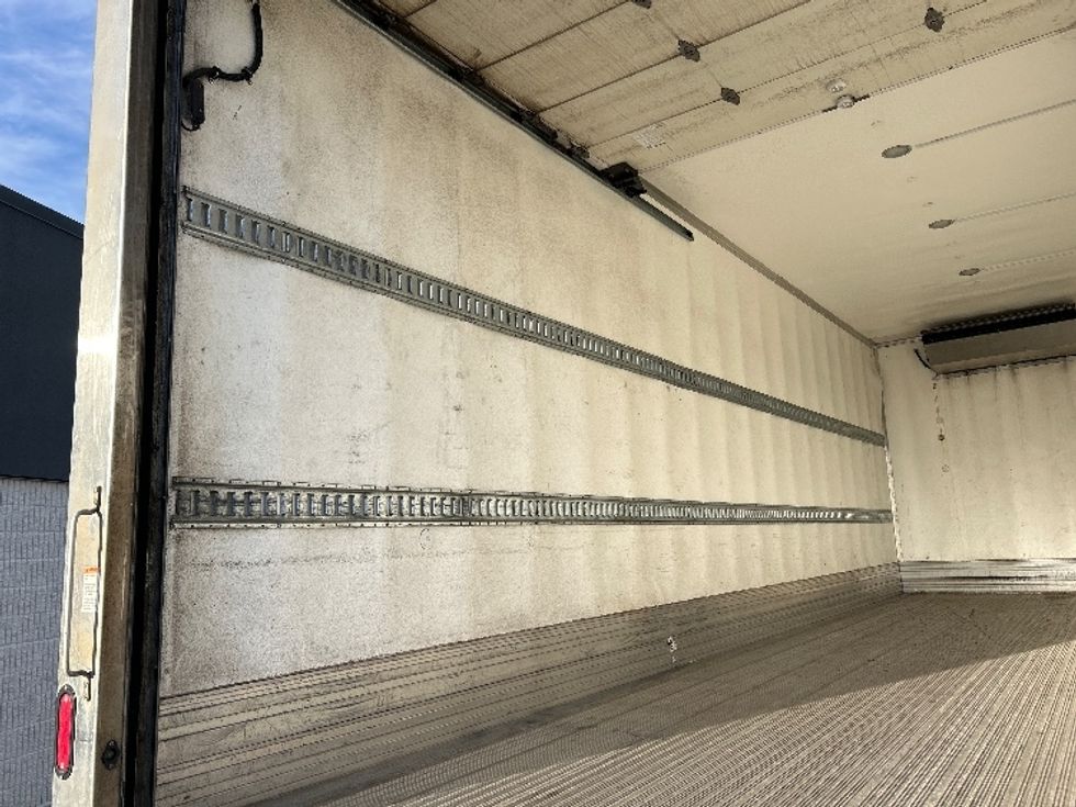 Refrigerated Truck-Light and Medium Duty Trucks-Freightliner-2020-M2-Clackamas-OR-501,206\n\t\tmiles-$ 22,250 - Image 11
