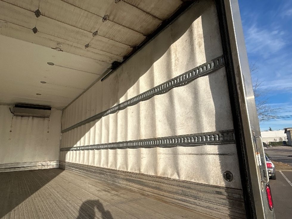 Refrigerated Truck-Light and Medium Duty Trucks-Freightliner-2020-M2-Clackamas-OR-501,206\n\t\tmiles-$ 22,250 - Image 12