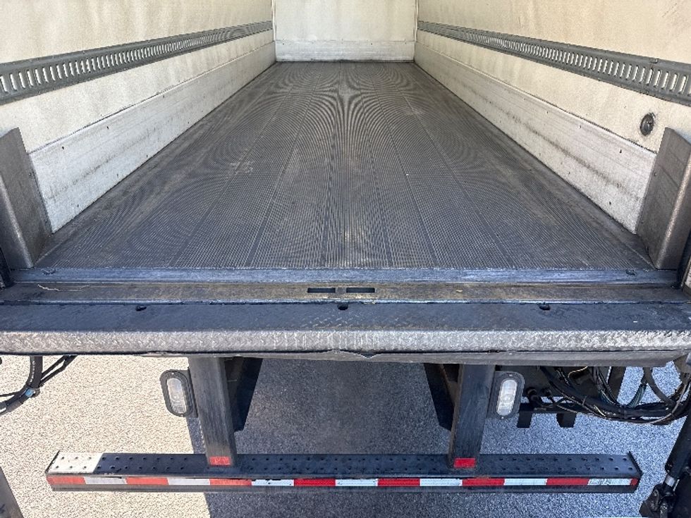 Refrigerated Truck-Light and Medium Duty Trucks-Freightliner-2020-M2-Cleveland-TN-158,548\n\t\tmiles-$ 63,000 - Image 10