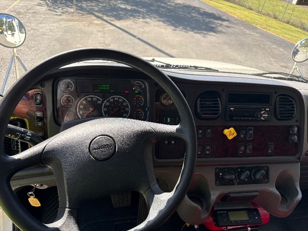 Refrigerated Truck-Light and Medium Duty Trucks-Freightliner-2020-M2-Cleveland-TN-158,548\n\t\tmiles-$ 63,000 - Image 18