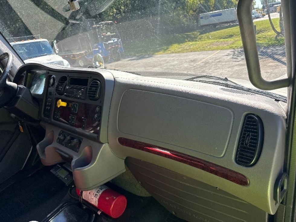 Refrigerated Truck-Light and Medium Duty Trucks-Freightliner-2020-M2-Cleveland-TN-158,548\n\t\tmiles-$ 63,000 - Image 21