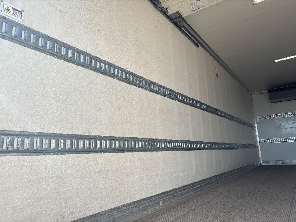 Refrigerated Truck-Light and Medium Duty Trucks-Freightliner-2020-M2-Columbus-OH-139,798\n\t\tmiles-$ 71,500 - Image 11