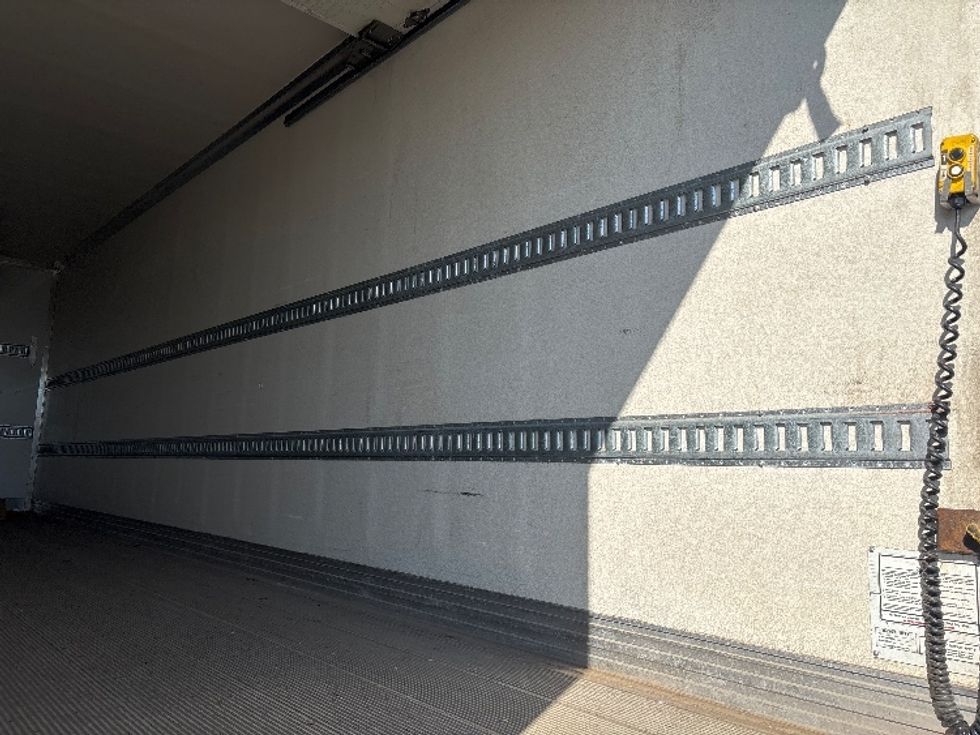 Refrigerated Truck-Light and Medium Duty Trucks-Freightliner-2020-M2-Columbus-OH-139,798\n\t\tmiles-$ 71,500 - Image 12