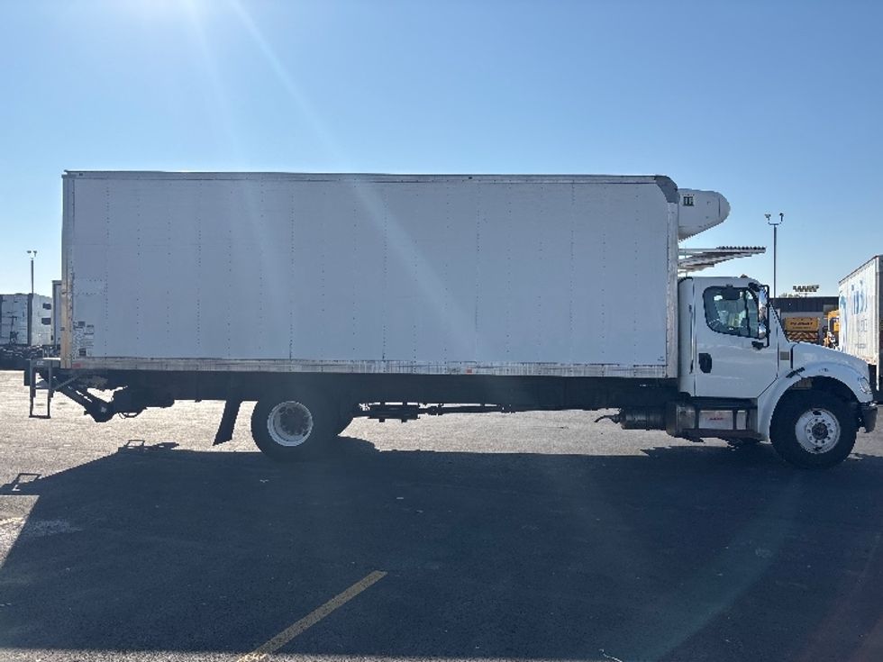 Refrigerated Truck-Light and Medium Duty Trucks-Freightliner-2020-M2-Columbus-OH-139,798\n\t\tmiles-$ 71,500 - Image 15