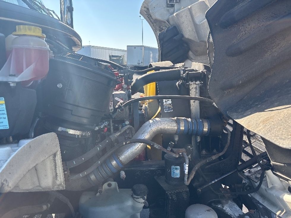 Refrigerated Truck-Light and Medium Duty Trucks-Freightliner-2020-M2-Columbus-OH-139,798\n\t\tmiles-$ 71,500 - Image 23