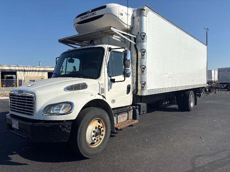 Refrigerated Truck-Light and Medium Duty Trucks-Freightliner-2020-M2-Columbus-OH-139,798\n\t\tmiles-$ 71,500 - Image 3