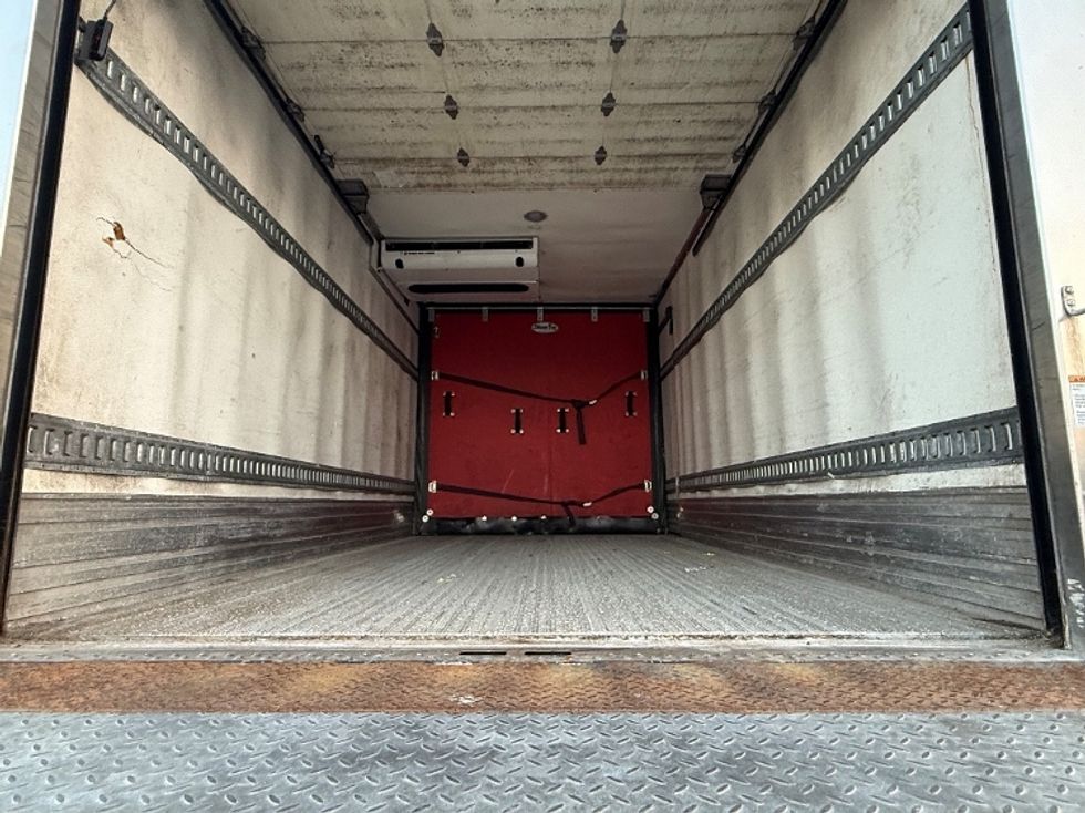 Refrigerated Truck-Light and Medium Duty Trucks-Freightliner-2020-M2-Columbus-OH-319,101\n\t\tmiles-$ 31,750 - Image 10