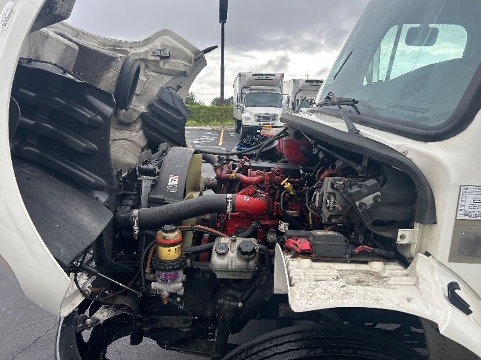 Refrigerated Truck-Light and Medium Duty Trucks-Freightliner-2020-M2-Columbus-OH-319,101\n\t\tmiles-$ 31,750 - Image 24