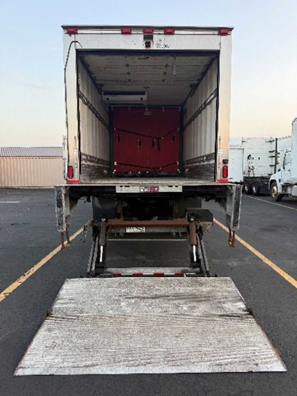 Refrigerated Truck-Light and Medium Duty Trucks-Freightliner-2020-M2-Columbus-OH-319,101\n\t\tmiles-$ 31,750 - Image 9