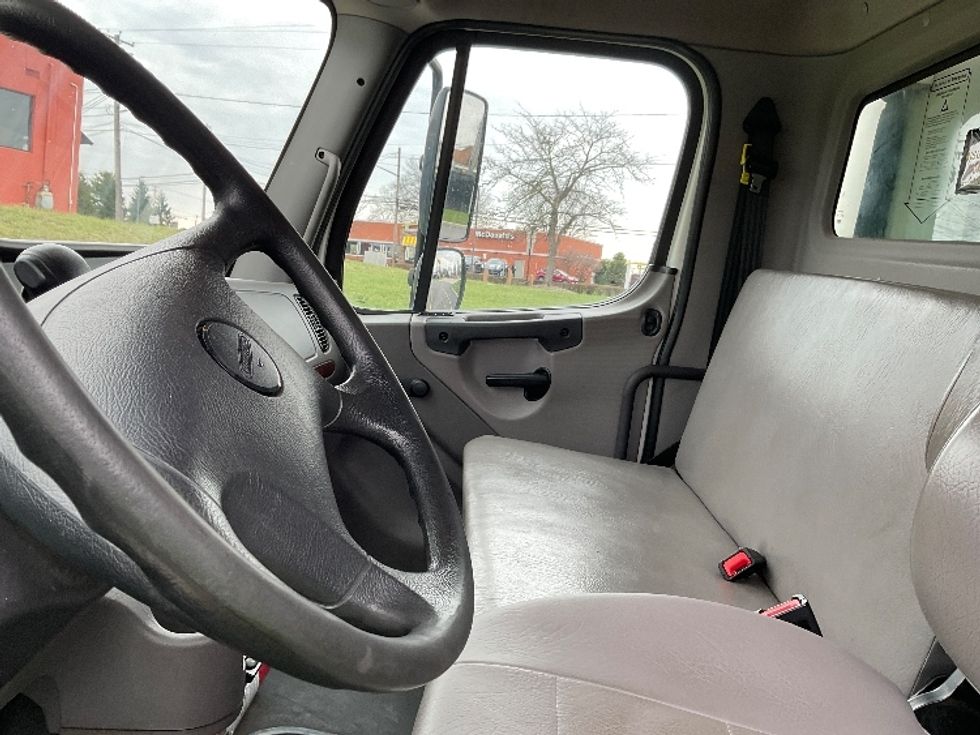 Refrigerated Truck-Light and Medium Duty Trucks-Freightliner-2020-M2-Cross Lanes-WV-94,931\n\t\tmiles-$ 63,250 - Image 19