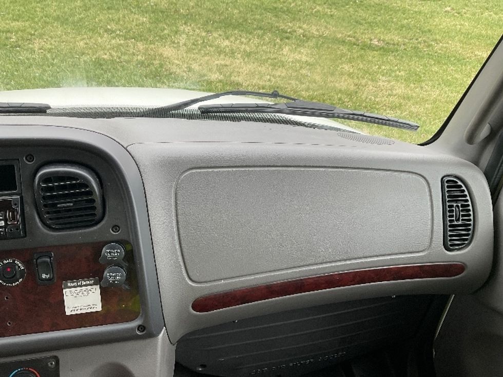 Refrigerated Truck-Light and Medium Duty Trucks-Freightliner-2020-M2-Cross Lanes-WV-94,931\n\t\tmiles-$ 63,250 - Image 21