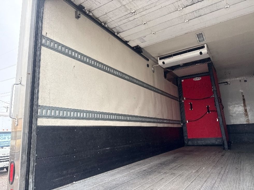Refrigerated Truck-Light and Medium Duty Trucks-Freightliner-2020-M2-Dallas-TX-142,974\n\t\tmiles-$ 60,250 - Image 11