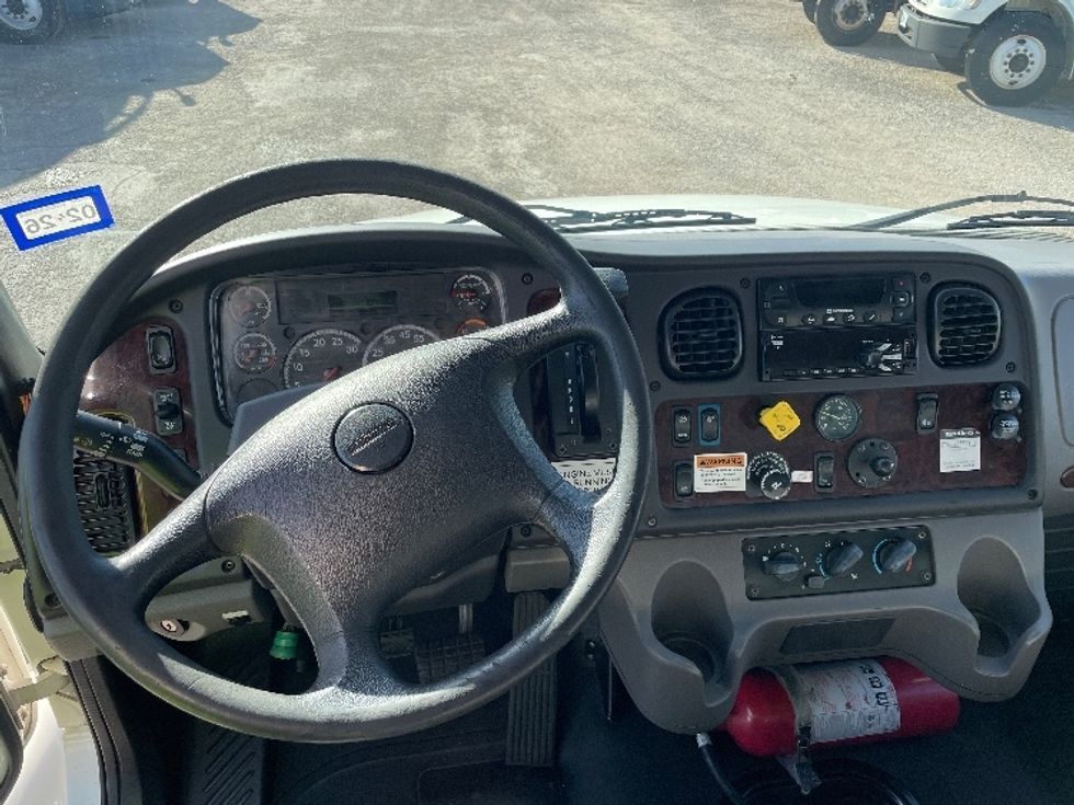 Refrigerated Truck-Light and Medium Duty Trucks-Freightliner-2020-M2-Dallas-TX-245,090\n\t\tmiles-$ 47,000 - Image 18