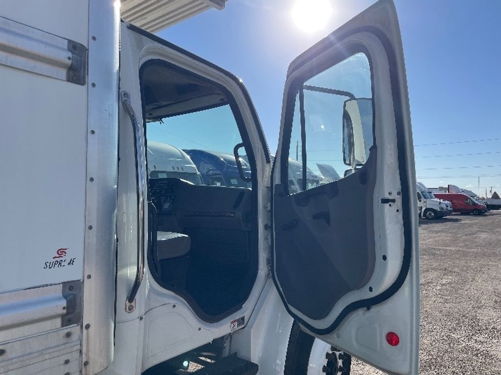 Refrigerated Truck-Light and Medium Duty Trucks-Freightliner-2020-M2-Dallas-TX-245,090\n\t\tmiles-$ 47,000 - Image 20