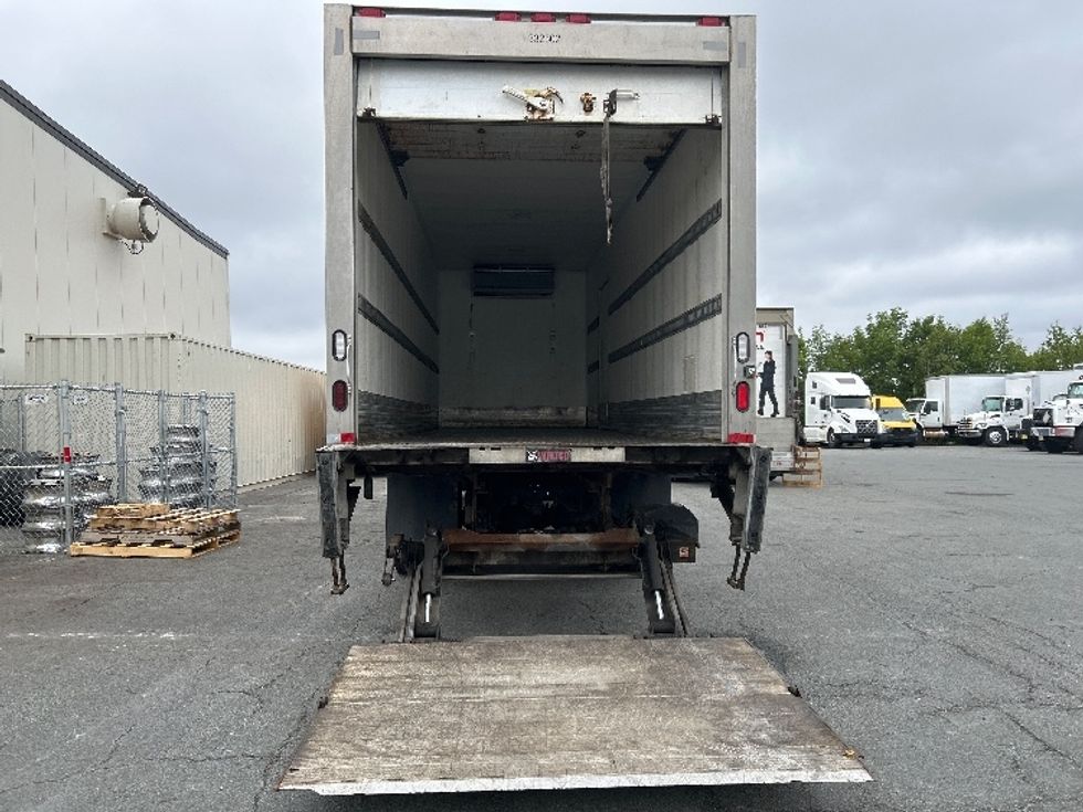 Refrigerated Truck-Light and Medium Duty Trucks-Freightliner-2020-M2-Dartmouth-NS-163,781\n\t\tkm-$ 75,000 - Image 9