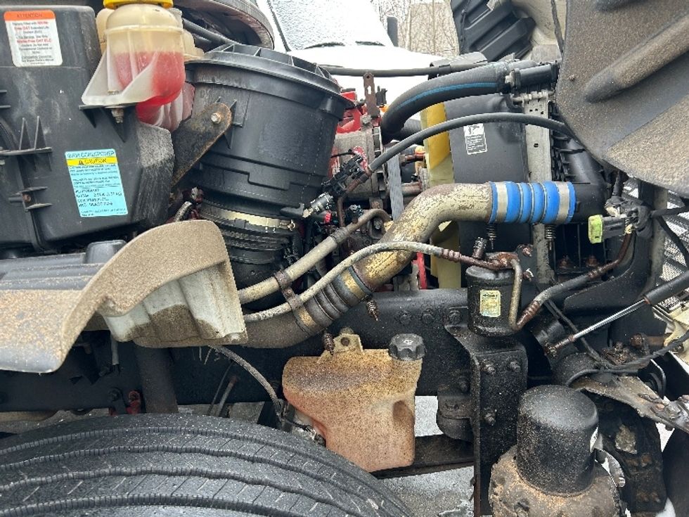 Refrigerated Truck-Light and Medium Duty Trucks-Freightliner-2020-M2-Dartmouth-NS-220,263\n\t\tkm-$ 82,750 - Image 23