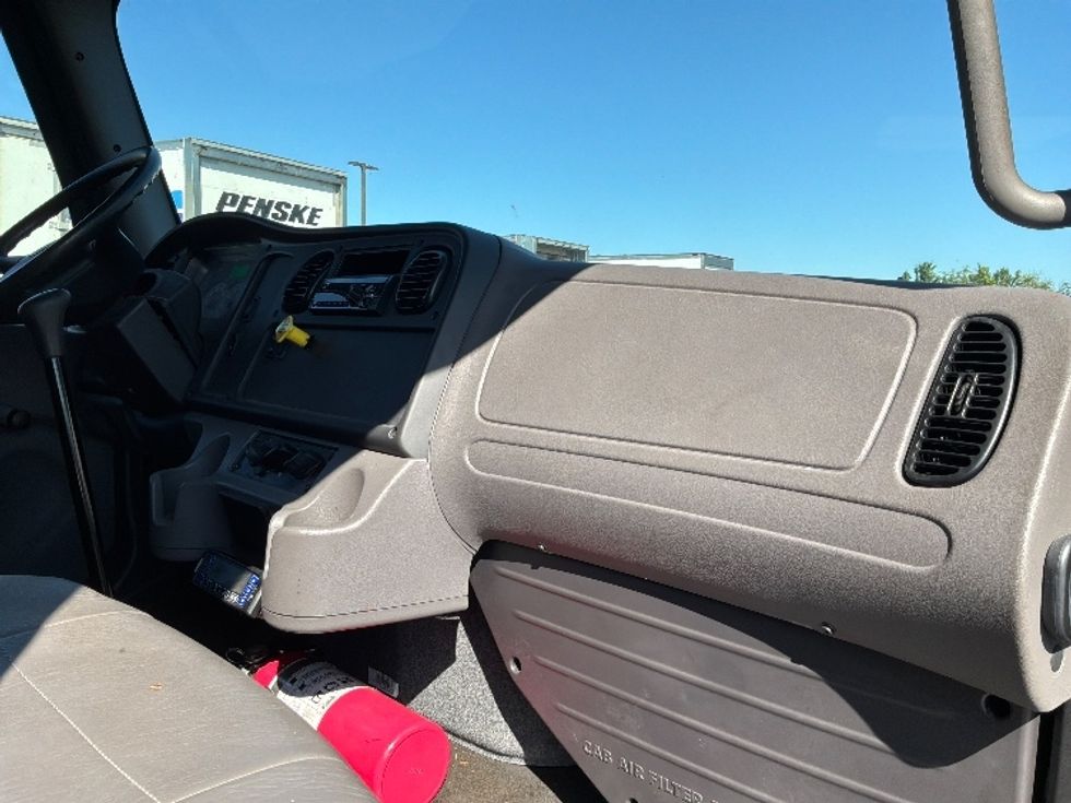 Refrigerated Truck-Light and Medium Duty Trucks-Freightliner-2020-M2-Dayton-NJ-55,780\n\t\tmiles-$ 64,000 - Image 21