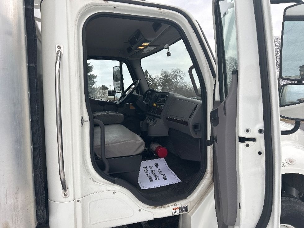 Refrigerated Truck-Light and Medium Duty Trucks-Freightliner-2020-M2-De Pere-WI-17,602\n\t\tmiles-$ 74,250 - Image 19