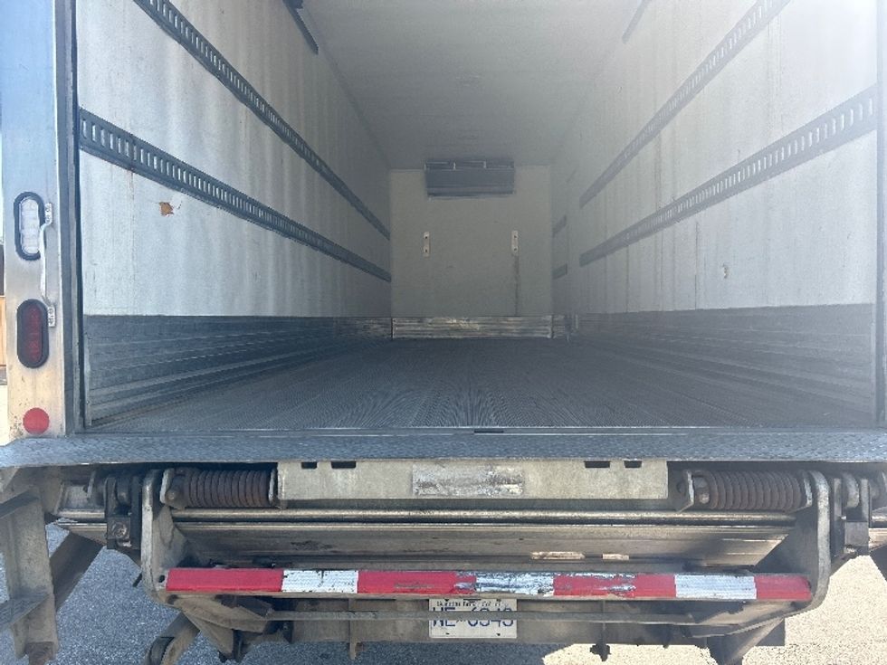 Refrigerated Truck-Light and Medium Duty Trucks-Freightliner-2020-M2-Delta-BC-169,269\n\t\tkm-$ 89,250 - Image 10
