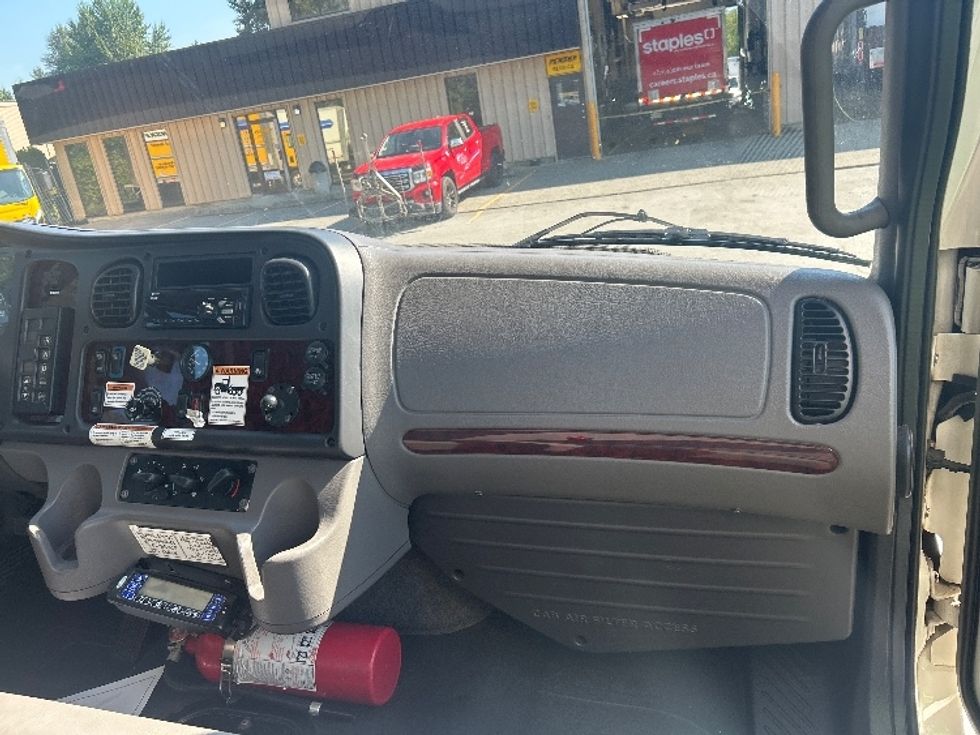 Refrigerated Truck-Light and Medium Duty Trucks-Freightliner-2020-M2-Delta-BC-169,269\n\t\tkm-$ 89,250 - Image 21