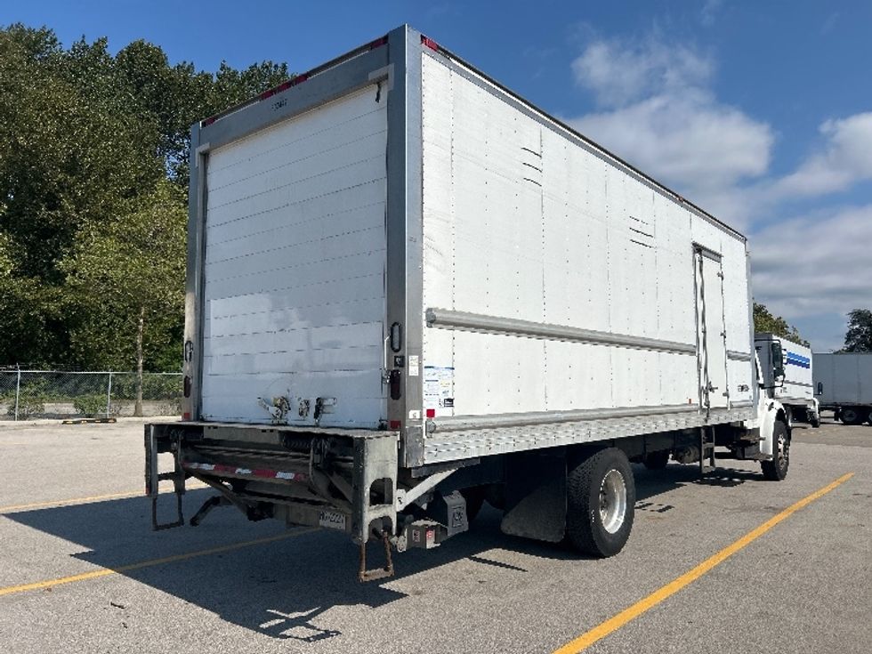 Refrigerated Truck-Light and Medium Duty Trucks-Freightliner-2020-M2-Delta-BC-170,707\n\t\tkm-$ 93,500 - Image 13