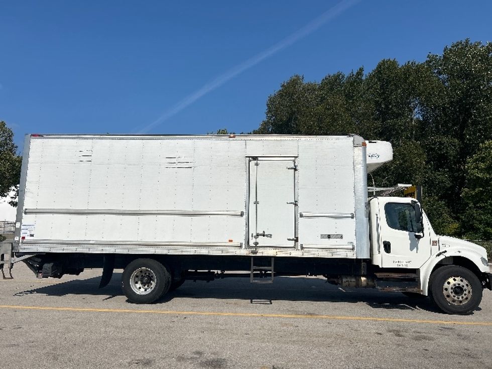 Refrigerated Truck-Light and Medium Duty Trucks-Freightliner-2020-M2-Delta-BC-170,707\n\t\tkm-$ 93,500 - Image 15