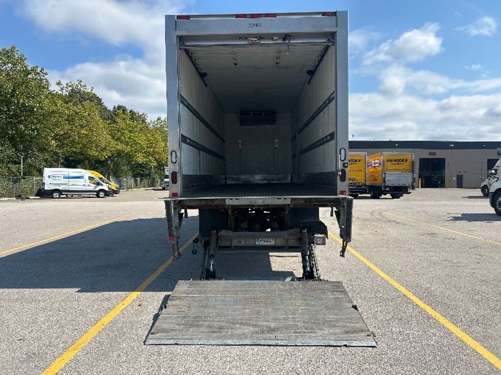 Refrigerated Truck-Light and Medium Duty Trucks-Freightliner-2020-M2-Delta-BC-170,707\n\t\tkm-$ 93,500 - Image 9