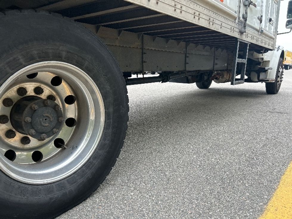 Refrigerated Truck-Light and Medium Duty Trucks-Freightliner-2020-M2-Delta-BC-191,889\n\t\tkm-$ 91,250 - Image 14