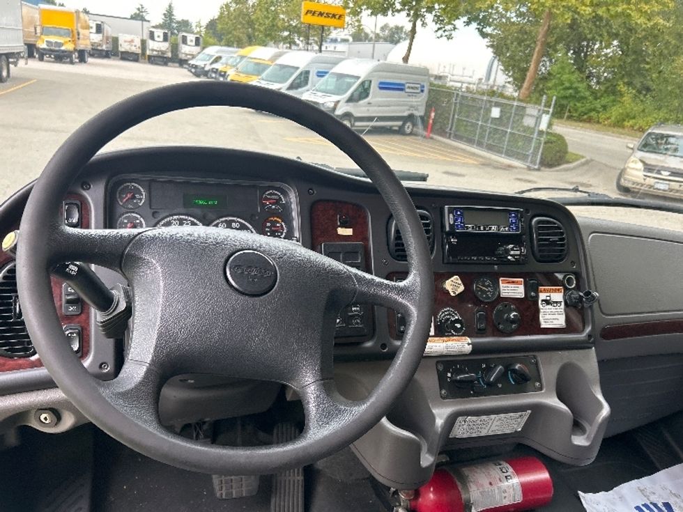 Refrigerated Truck-Light and Medium Duty Trucks-Freightliner-2020-M2-Delta-BC-191,889\n\t\tkm-$ 91,250 - Image 18