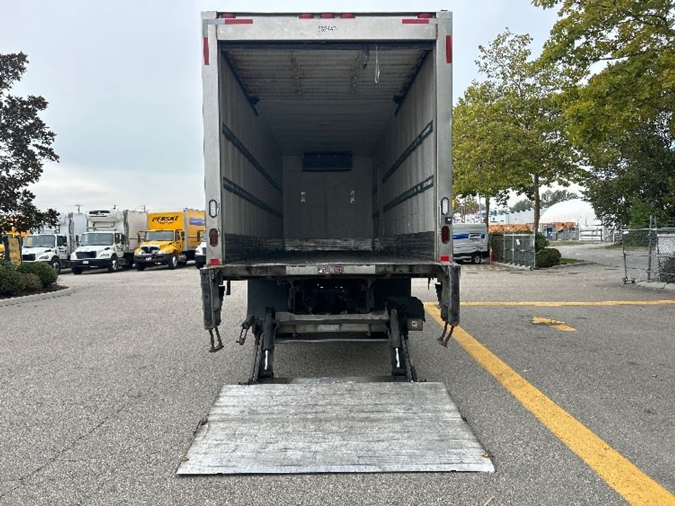 Refrigerated Truck-Light and Medium Duty Trucks-Freightliner-2020-M2-Delta-BC-191,889\n\t\tkm-$ 91,250 - Image 9
