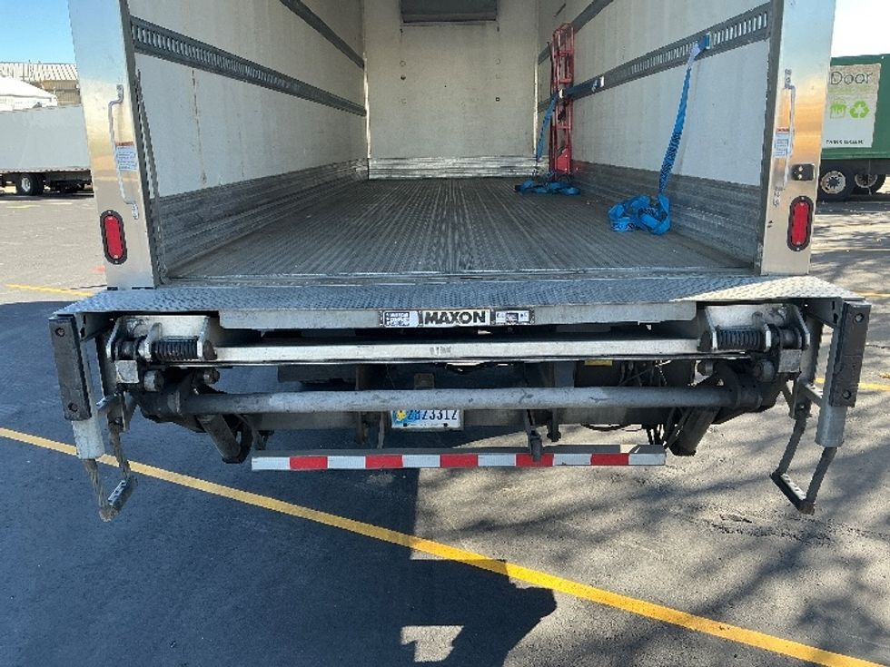 Refrigerated Truck-Light and Medium Duty Trucks-Freightliner-2020-M2-Denver-CO-207,527\n\t\tmiles-$ 56,000 - Image 10