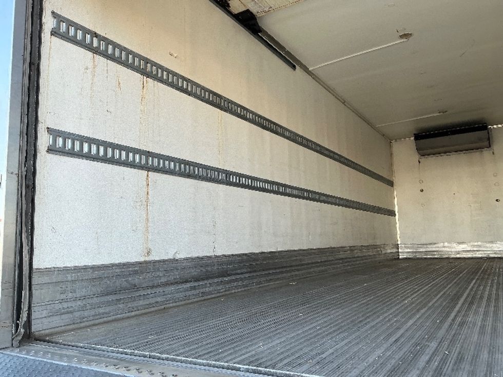 Refrigerated Truck-Light and Medium Duty Trucks-Freightliner-2020-M2-Denver-CO-207,527\n\t\tmiles-$ 56,000 - Image 11