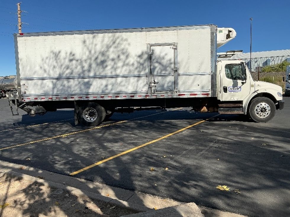Refrigerated Truck-Light and Medium Duty Trucks-Freightliner-2020-M2-Denver-CO-207,527\n\t\tmiles-$ 56,000 - Image 15