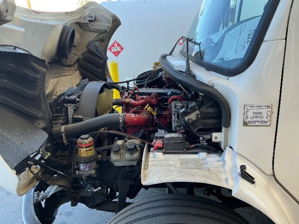 Refrigerated Truck-Light and Medium Duty Trucks-Freightliner-2020-M2-Denver-CO-207,527\n\t\tmiles-$ 56,000 - Image 24