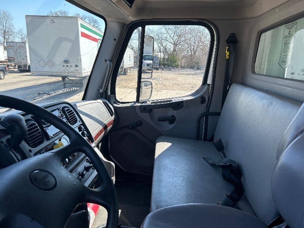 Refrigerated Truck-Light and Medium Duty Trucks-Freightliner-2020-M2-Des Moines-IA-248,483\n\t\tmiles-$ 52,500 - Image 19