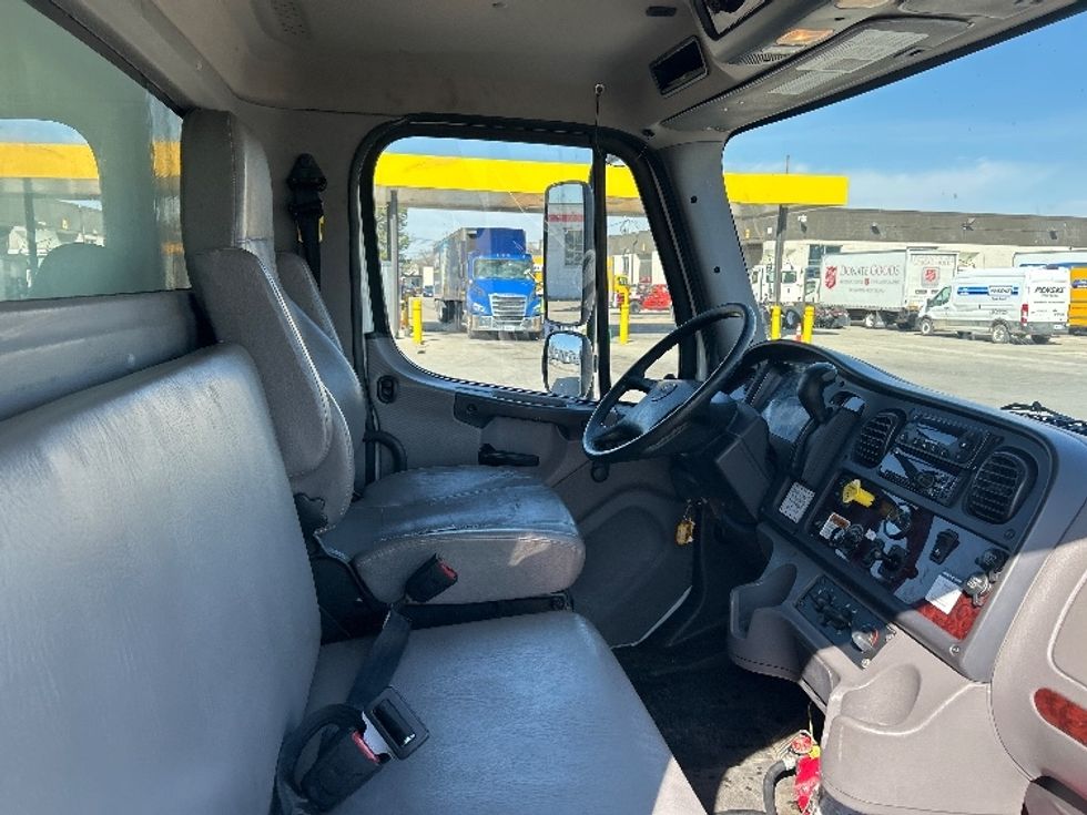 Refrigerated Truck-Light and Medium Duty Trucks-Freightliner-2020-M2-Des Moines-IA-248,483\n\t\tmiles-$ 52,500 - Image 22