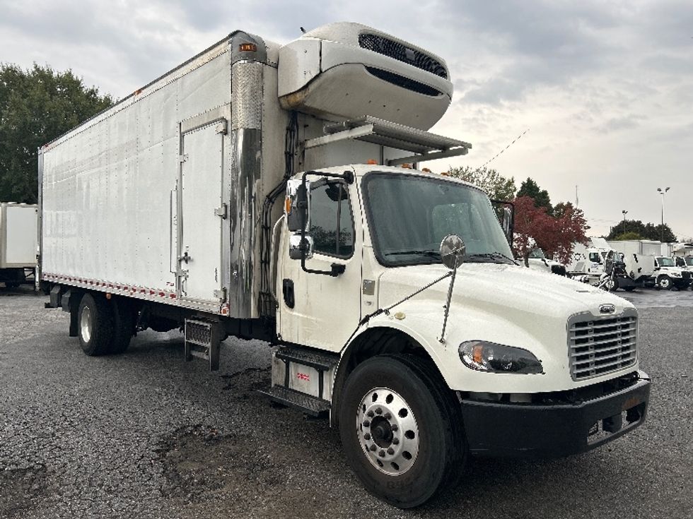 Refrigerated Truck-Light and Medium Duty Trucks-Freightliner-2020-M2-Duluth-GA-194,435\n\t\tmiles-$ 57,250 - Image 1