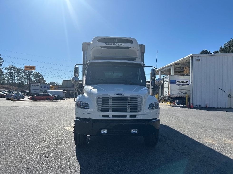 Refrigerated Truck-Light and Medium Duty Trucks-Freightliner-2020-M2-Duluth-GA-237,308\n\t\tmiles-$ 60,750 - Image 2