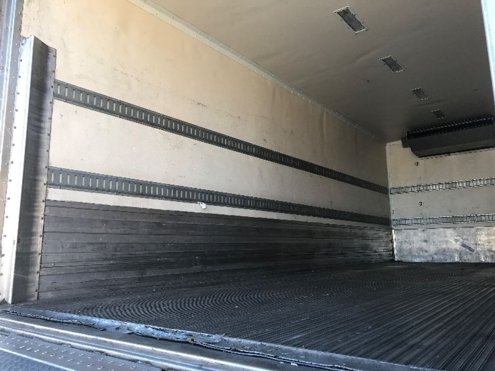 Refrigerated Truck-Light and Medium Duty Trucks-Freightliner-2020-M2-Duluth-GA-268,595\n\t\tmiles-$ 54,500 - Image 11