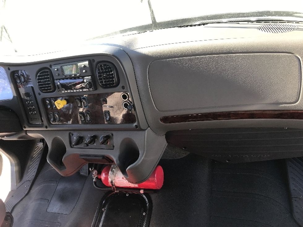 Refrigerated Truck-Light and Medium Duty Trucks-Freightliner-2020-M2-Duluth-GA-268,595\n\t\tmiles-$ 54,500 - Image 21