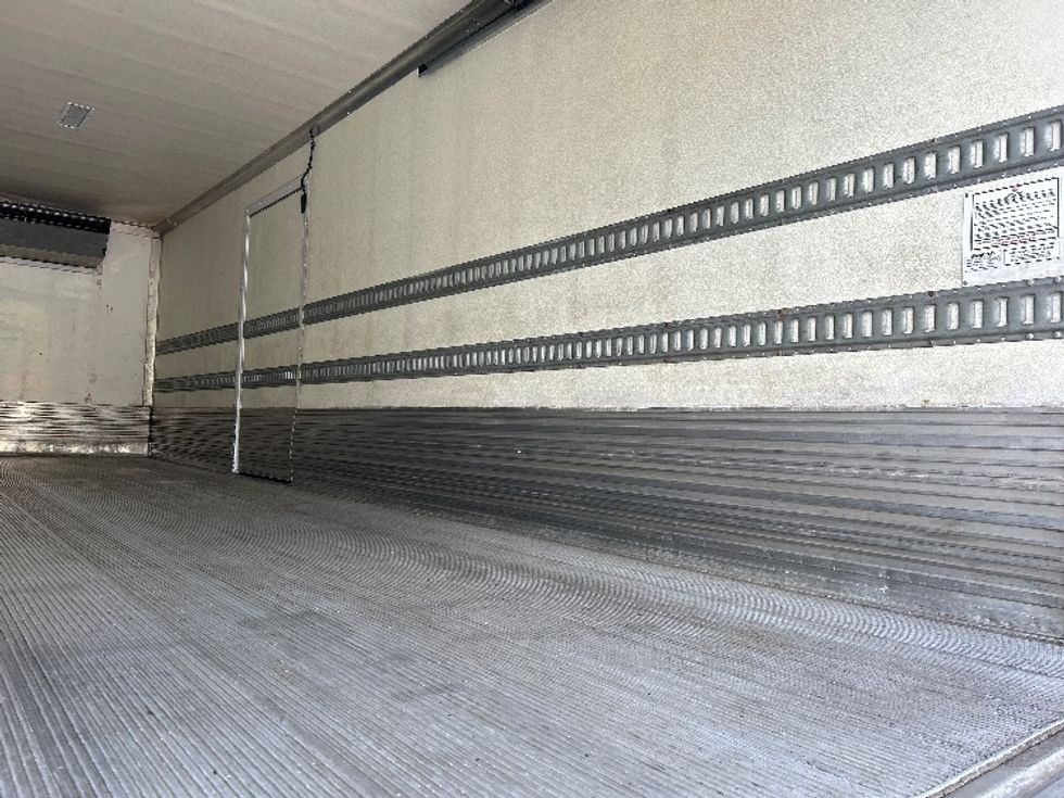 Refrigerated Truck-Light and Medium Duty Trucks-Freightliner-2020-M2-Duncansville-PA-543,067\n\t\tmiles-$ 23,250 - Image 11