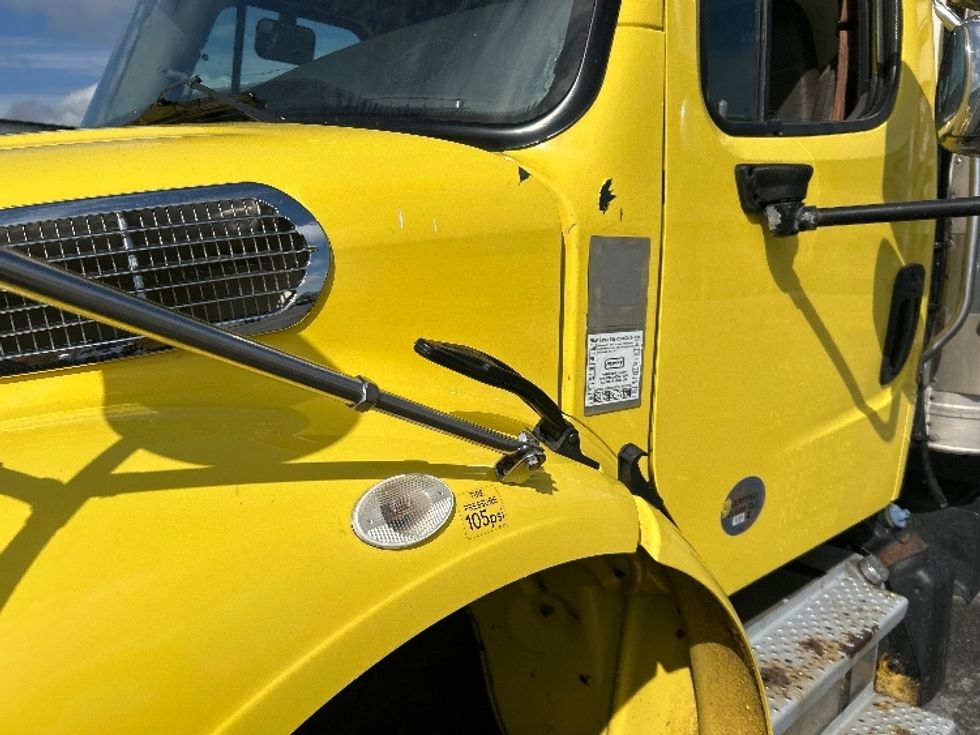 Refrigerated Truck-Light and Medium Duty Trucks-Freightliner-2020-M2-Duncansville-PA-543,067\n\t\tmiles-$ 23,250 - Image 25