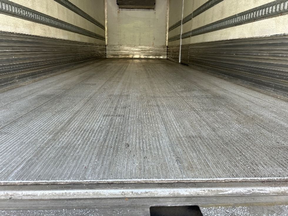 Refrigerated Truck-Light and Medium Duty Trucks-Freightliner-2020-M2-Duncansville-PA-543,067\n\t\tmiles-$ 23,250 - Image 9