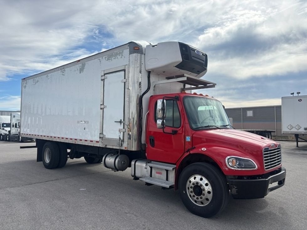 Refrigerated Truck-Light and Medium Duty Trucks-Freightliner-2020-M2-Earth City-MO-174,625\n\t\tmiles-$ 18,500 - Image 1