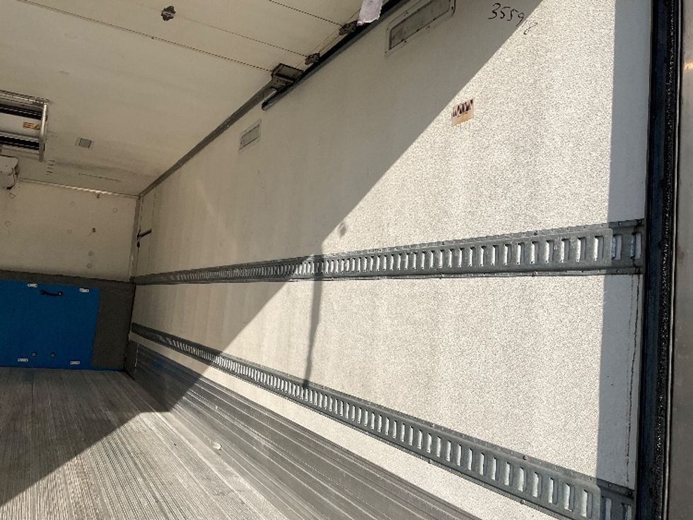 Refrigerated Truck-Light and Medium Duty Trucks-Freightliner-2020-M2-Earth City-MO-174,625\n\t\tmiles-$ 18,500 - Image 12
