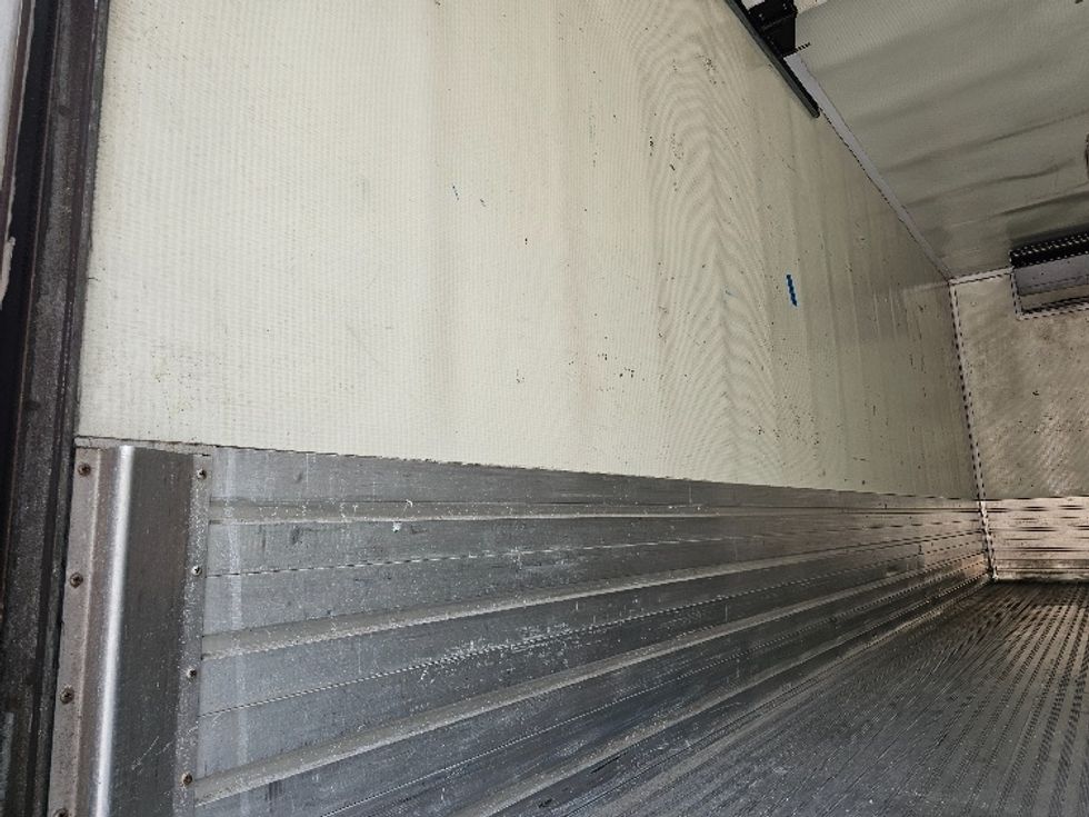 Refrigerated Truck-Light and Medium Duty Trucks-Freightliner-2020-M2-Edison-NJ-205,020\n\t\tmiles-$ 45,500 - Image 10